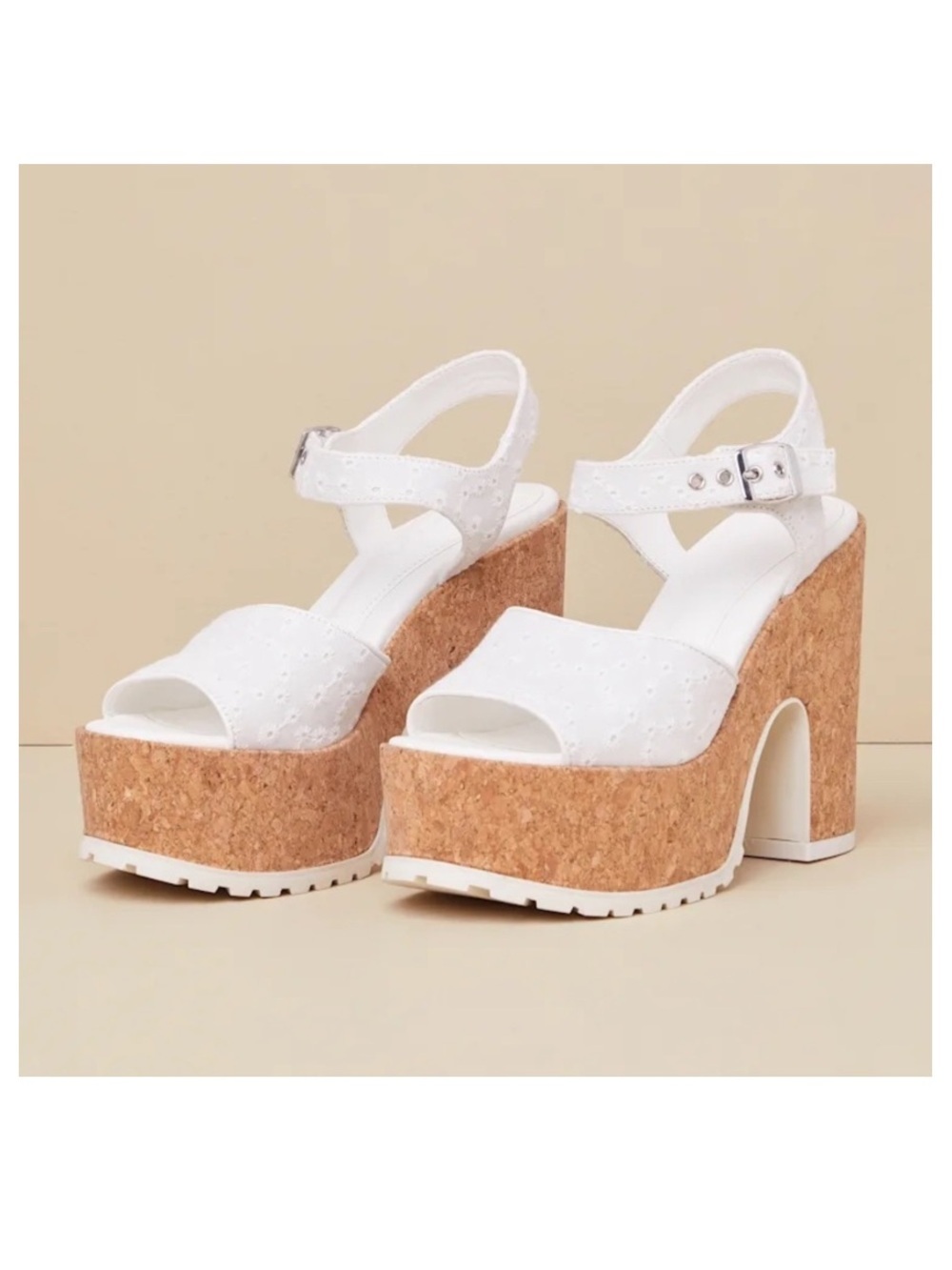 Jordina White Eyelet Embroidered Platform Ankle
Strap Sandals Lulu’s Size 8